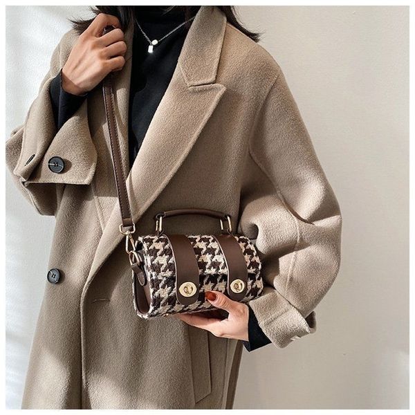 waist bags houndstooth crossbody small handbag designer female casual hand shoulder bag bolsos de mujer in stock 230106
waist bags houndstooth crossbody small handbag designer female casual hand shoulder bag bolsos de mujer in stock 230106