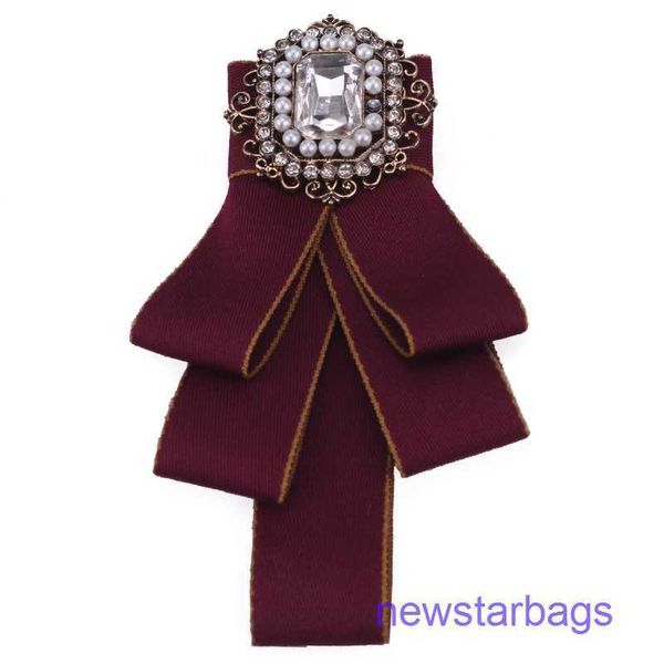 factory outlet wholesale brooches exaggerated flannel brooch with diamond female fashion bow temperament winter brooch tie 00n00486, Gray
factory outlet wholesale brooches exaggerated flannel brooch with diamond female fashion bow temperament winter brooch tie 00n00486, Gray