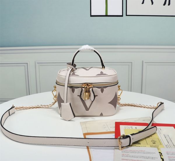 designer bags women crossbody shoulder bag classic messenger bag bb handpurse feminina coin wallet femme luxe cosmetic handbags multi funcit
designer bags women crossbody shoulder bag classic messenger bag bb handpurse feminina coin wallet femme luxe cosmetic handbags multi funcit