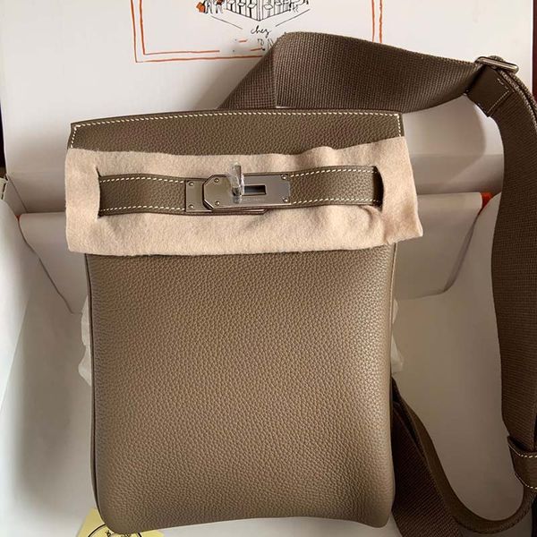 fashion women luxurys crossbody bag famous classical designer cross body bags handbag female tote satchel purse leather simple and versatile
fashion women luxurys crossbody bag famous classical designer cross body bags handbag female tote satchel purse leather simple and versatile