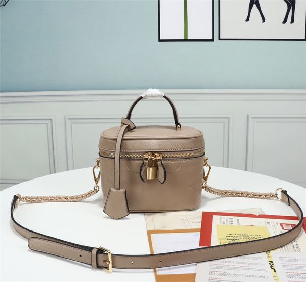 women designer bags fashion backpacks genuine leather shoulder bags handbags ladies waist luxurys multifunctional makeup bag wholesale
women designer bags fashion backpacks genuine leather shoulder bags handbags ladies waist luxurys multifunctional makeup bag wholesale