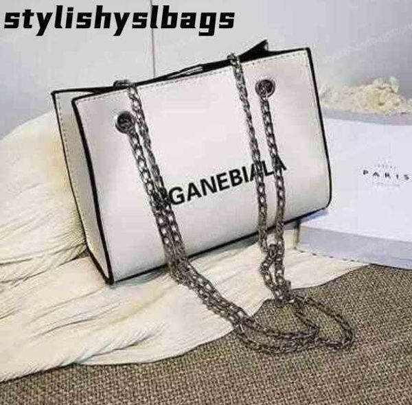 2023 new shoulder bags handbag purse leather designer woman tote bags fashion letter solid color small square bag cross body 010623h
2023 new shoulder bags handbag purse leather designer woman tote bags fashion letter solid color small square bag cross body 010623h