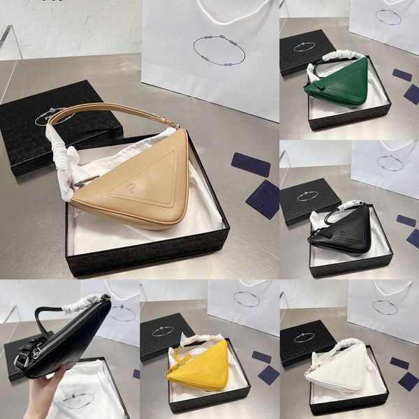 pbag triangle logo totes the toe bag triangle designer bags p crossbody bag designerbags leather handbag 220919
pbag triangle logo totes the toe bag triangle designer bags p crossbody bag designerbags leather handbag 220919