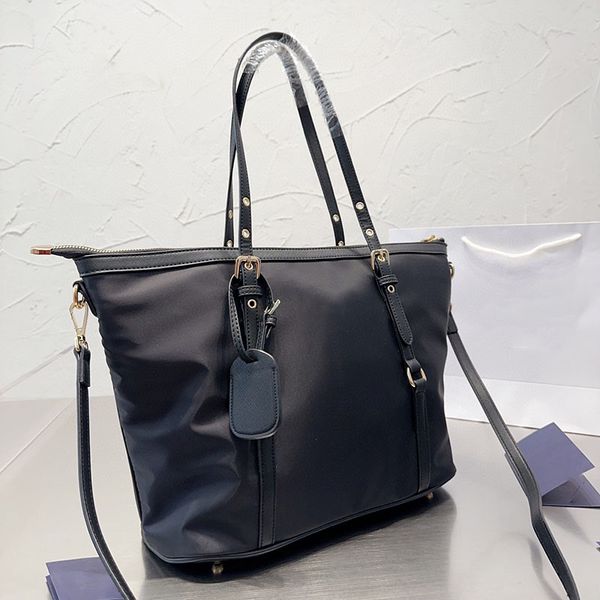 classic fashion designer bags messenger shopping bag cross body lady shoulder bag handbags womencrossbodytotes purse casual wallets
classic fashion designer bags messenger shopping bag cross body lady shoulder bag handbags womencrossbodytotes purse casual wallets