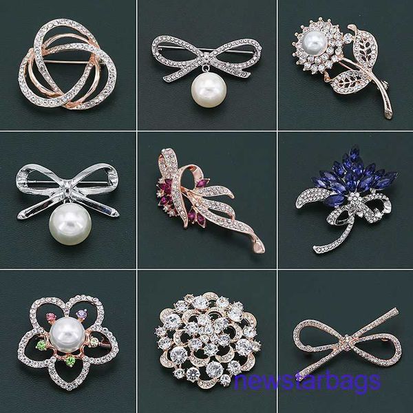 factory outlet wholesale brooches women's ins clothes fixed pin anti stray large scarf decoration button, Gray
factory outlet wholesale brooches women's ins clothes fixed pin anti stray large scarf decoration button, Gray