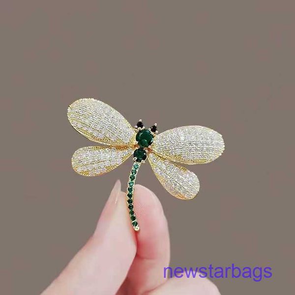 factory outlet wholesale brooches high grade delicate dragonfly luxury niche suit design sense pin collar anti tarnishing accessories, Gray
factory outlet wholesale brooches high grade delicate dragonfly luxury niche suit design sense pin collar anti tarnishing accessories, Gray