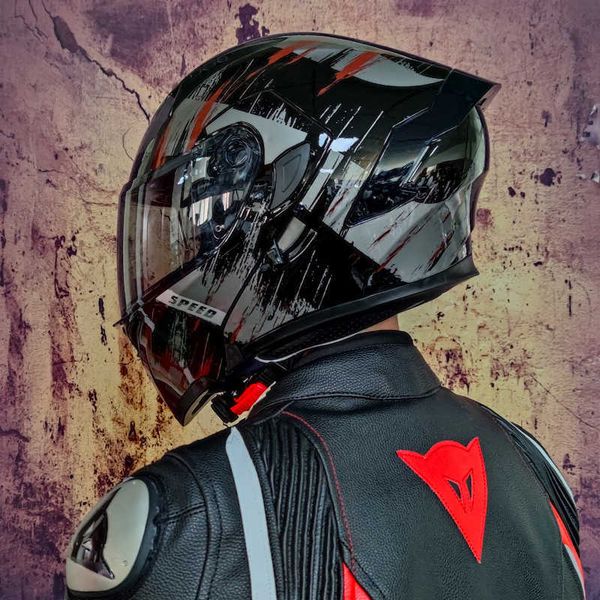 s motorcycle dual lens flip racing helmet knight head protector dot approved casco abierto de moto para hombre 0105
s motorcycle dual lens flip racing helmet knight head protector dot approved casco abierto de moto para hombre 0105