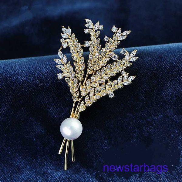 factory outlet wholesale brooches natural freshwater pearl spike of wheat seiko copper micro inlaid zircon south korea fashion simple versat, Gray
factory outlet wholesale brooches natural freshwater pearl spike of wheat seiko copper micro inlaid zircon south korea fashion simple versat, Gray