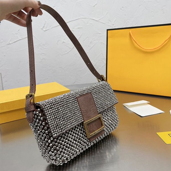 designers bags luxurys handbag women shoulder bag luxurys pearls design woman crossbody handbags banquet wallet fashion leisure purse friend
designers bags luxurys handbag women shoulder bag luxurys pearls design woman crossbody handbags banquet wallet fashion leisure purse friend