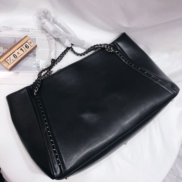 premium luxury handbag women tote bags c chain shopping designers one shoulder bag designer bag fashion purse leather winter 2023
premium luxury handbag women tote bags c chain shopping designers one shoulder bag designer bag fashion purse leather winter 2023