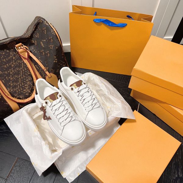 designer sneakers oversized casual shoes white black leather luxury velvet suede womens espadrilles trainers women flats lace up platform sh
designer sneakers oversized casual shoes white black leather luxury velvet suede womens espadrilles trainers women flats lace up platform sh