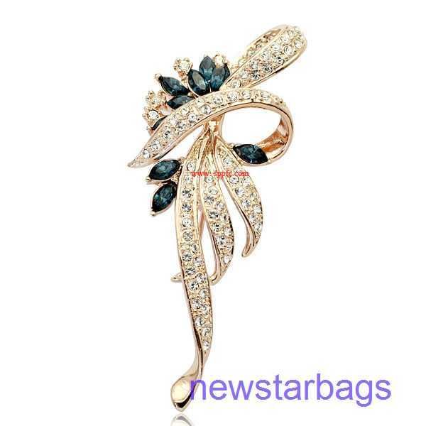 factory outlet wholesale brooches luxury full diamond flower bouquet crystal brooch pin boutique women's clothing high-end jewelry 5253, Gray
factory outlet wholesale brooches luxury full diamond flower bouquet crystal brooch pin boutique women's clothing high-end jewelry 5253, Gray