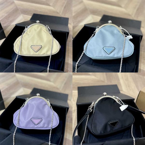 totes pbag woemns tote bag triangle designer cloudy medium vintage clip luxurys handbag designers purse wallet shoulder crossbody pouch 2211
totes pbag woemns tote bag triangle designer cloudy medium vintage clip luxurys handbag designers purse wallet shoulder crossbody pouch 2211