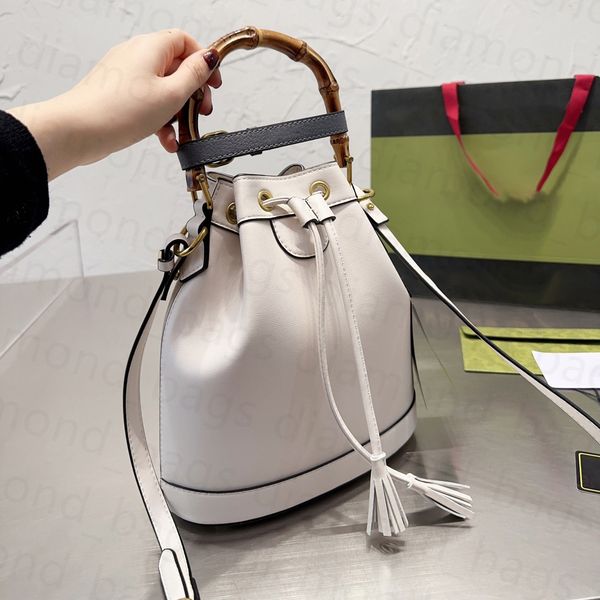 diana designer tote bag designer totes designer handbag women bamboo handle handbags shoulder bags drawstring drawstring clutch bag 24x25cm
diana designer tote bag designer totes designer handbag women bamboo handle handbags shoulder bags drawstring drawstring clutch bag 24x25cm