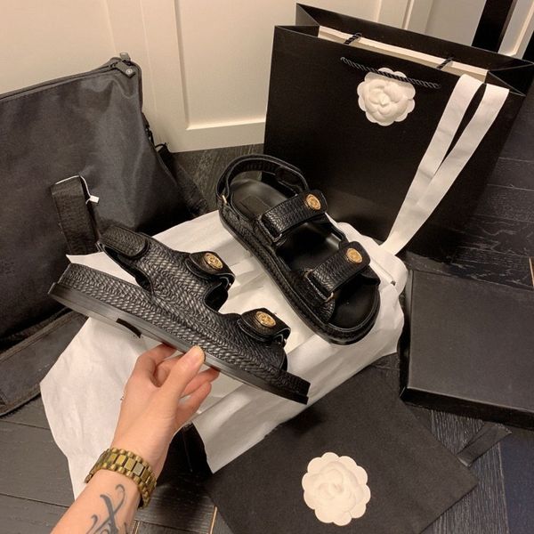 classic fashion slides sandals lady summer sandals designer metal buckle large size leather thick bottom high heeled women shoe shoe10 s89 0, Black
classic fashion slides sandals lady summer sandals designer metal buckle large size leather thick bottom high heeled women shoe shoe10 s89 0, Black