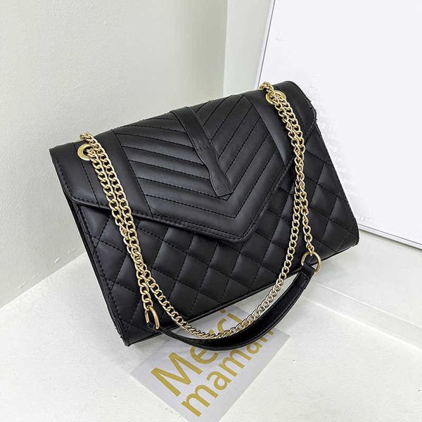 simple and fashionable urban small square bag women's casual easy one shoulder chain large capacity women's
simple and fashionable urban small square bag women's casual easy one shoulder chain large capacity women's