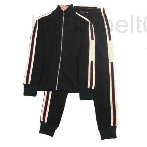 men's tracksuits designer mens sportswear winter jackets with tracksuit long sleeve casual jogger pants suit clothing 2-piece set asian, Gray
men's tracksuits designer mens sportswear winter jackets with tracksuit long sleeve casual jogger pants suit clothing 2-piece set asian, Gray