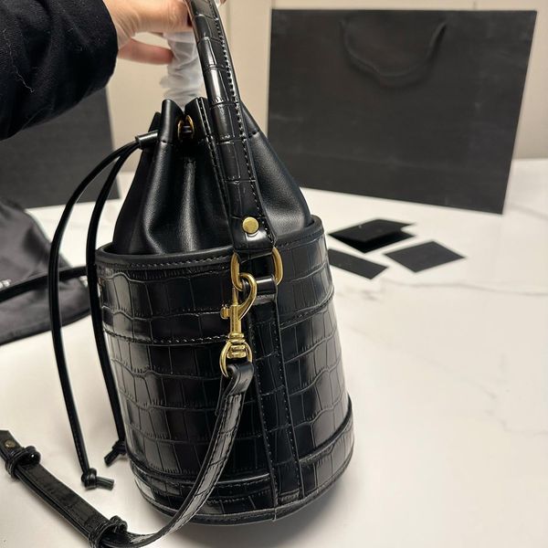 luxurys designer bags women handbag crossbody bag shoulder lady wallet cosmetic bag handbags style good nice
luxurys designer bags women handbag crossbody bag shoulder lady wallet cosmetic bag handbags style good nice