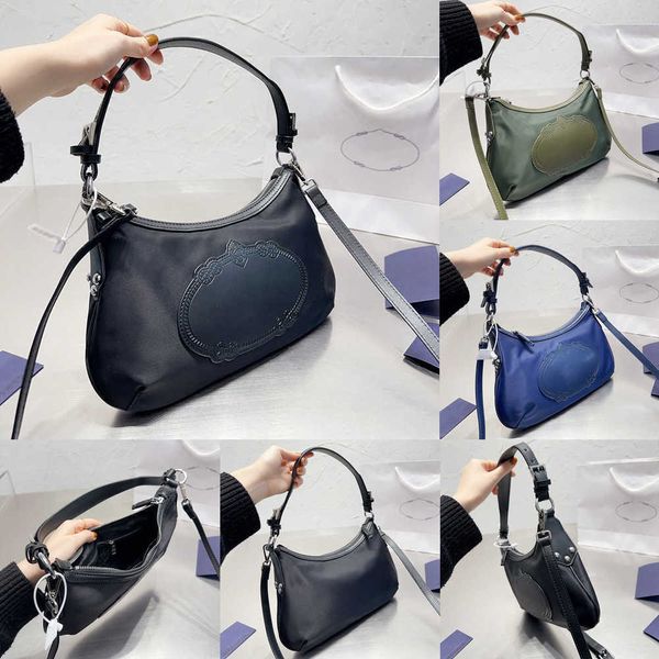 pbag triangle logo hobo nylon underarm bag totes the tote bag womens designer bag shoulder designers handbag purse wallet fashion bags ladie
pbag triangle logo hobo nylon underarm bag totes the tote bag womens designer bag shoulder designers handbag purse wallet fashion bags ladie