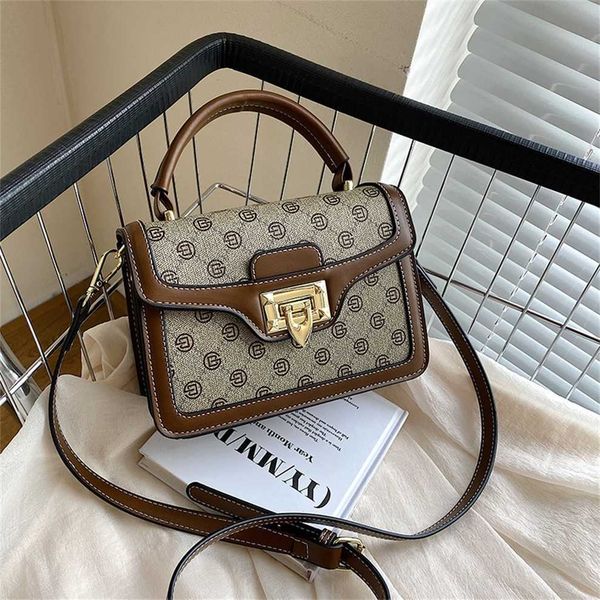 autumn and winter women 2023 new fashion women's one shoulder crossbody handheld small square bag 50% off clearance sale
autumn and winter women 2023 new fashion women's one shoulder crossbody handheld small square bag 50% off clearance sale