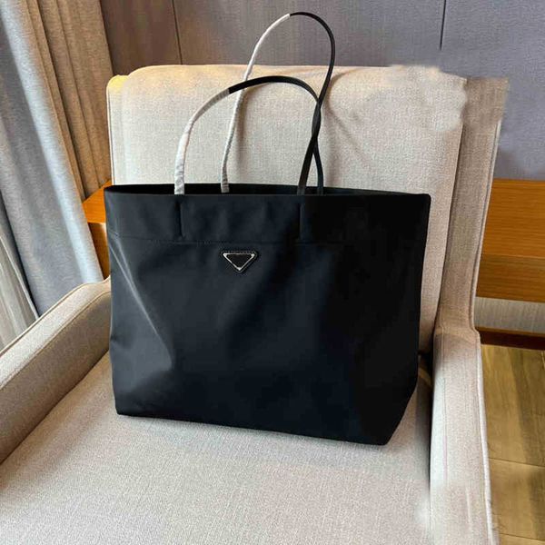 tote nylon shopping bags handbag large capacity work women fashion handbag quality bag 220908
tote nylon shopping bags handbag large capacity work women fashion handbag quality bag 220908