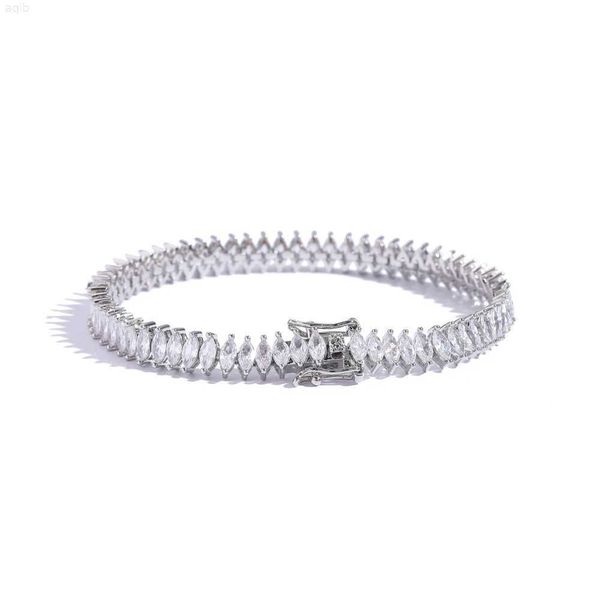 popular new design tennis chain charm 2 * 5mm bracelet horse eye zircon for hiphop jewelry, Silver
popular new design tennis chain charm 2 * 5mm bracelet horse eye zircon for hiphop jewelry, Silver