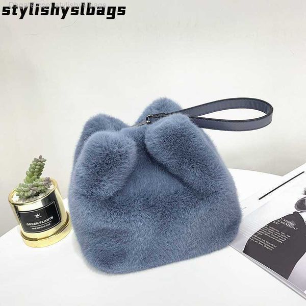 shoulder bags winter faux fur women bucket bag soft plush ladies shoulder crossbody bags fashion design female small tote evening clutch pur
shoulder bags winter faux fur women bucket bag soft plush ladies shoulder crossbody bags fashion design female small tote evening clutch pur