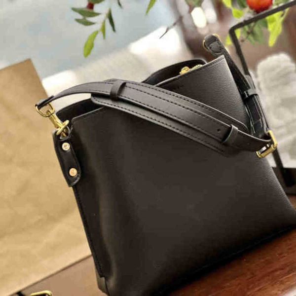 totes open pocket high capacity tote bags women casual handbag widened shoulder straps leather designer crossbody female bucket 220309
totes open pocket high capacity tote bags women casual handbag widened shoulder straps leather designer crossbody female bucket 220309