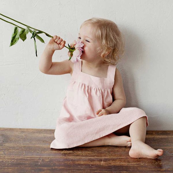 girl's dresses 2022 summer suspender linen dress wide shoulder square collar dresses solid color temperament new children's clothi, Red;yellow
girl's dresses 2022 summer suspender linen dress wide shoulder square collar dresses solid color temperament new children's clothi, Red;yellow