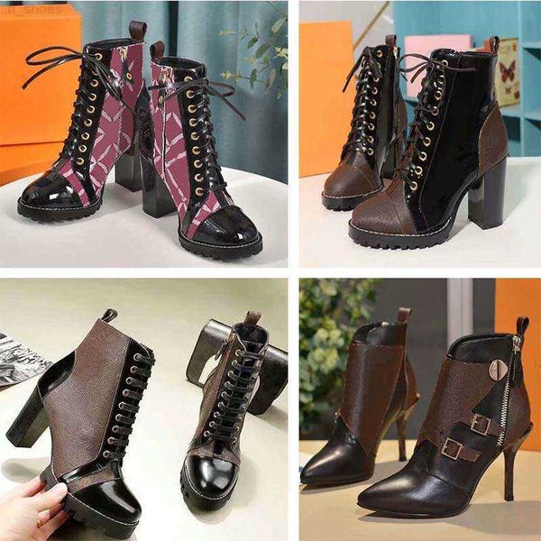 2023 womens designer boots slippers slippery flat platform fashion color sandals rubber sole elevated luxury high heel boots with box, Black
2023 womens designer boots slippers slippery flat platform fashion color sandals rubber sole elevated luxury high heel boots with box, Black