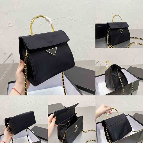 women luxury designer bag evening bag pbag triangle shoulder bags handbags girl fashion classic crossbody clutch tote 220317
women luxury designer bag evening bag pbag triangle shoulder bags handbags girl fashion classic crossbody clutch tote 220317