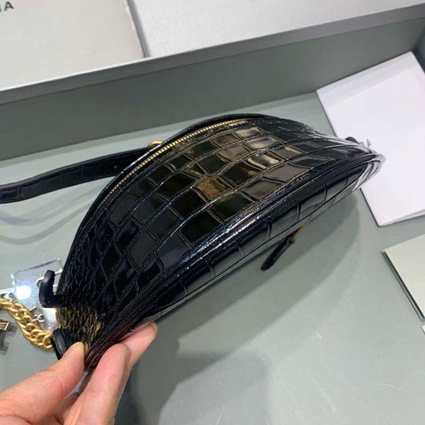 luxurys designer bags metal chain gold silver women pockets handbag genuine leather bag flip cover diagonal crossbody handbag purse fashion
luxurys designer bags metal chain gold silver women pockets handbag genuine leather bag flip cover diagonal crossbody handbag purse fashion