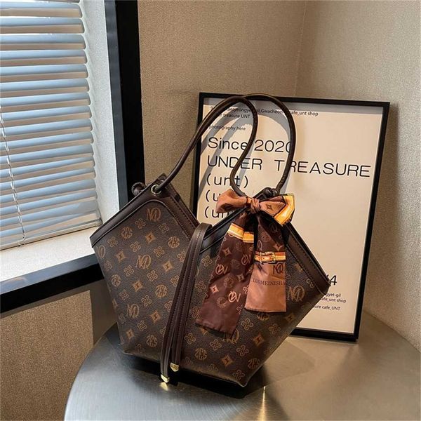 high sense printing large capacity versatile commuting basket bucket women's 2023 new fashion shoulder bag 50% off clearance sale
high sense printing large capacity versatile commuting basket bucket women's 2023 new fashion shoulder bag 50% off clearance sale