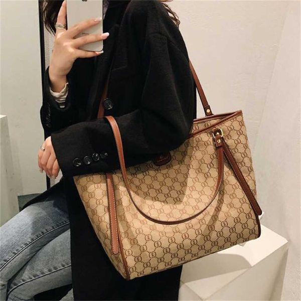 large capacity women's new versatile red advanced shoulder handbag foreign style commuter tote bag 75% off online sales, Black;red
large capacity women's new versatile red advanced shoulder handbag foreign style commuter tote bag 75% off online sales, Black;red