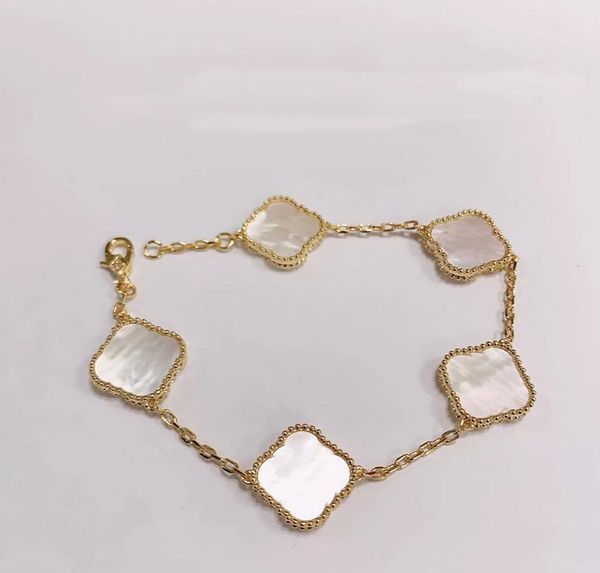 luxury designer fashion charm clover bracelets for girls women 13mm flower gold black white red green bracelet wedding party jewel3626189, Golden;silver
luxury designer fashion charm clover bracelets for girls women 13mm flower gold black white red green bracelet wedding party jewel3626189, Golden;silver