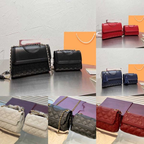 new shoulder bags designer bag luxury fashion simple square tassel bag women quality leather crossbody bags chain phone design handbag walle
new shoulder bags designer bag luxury fashion simple square tassel bag women quality leather crossbody bags chain phone design handbag walle