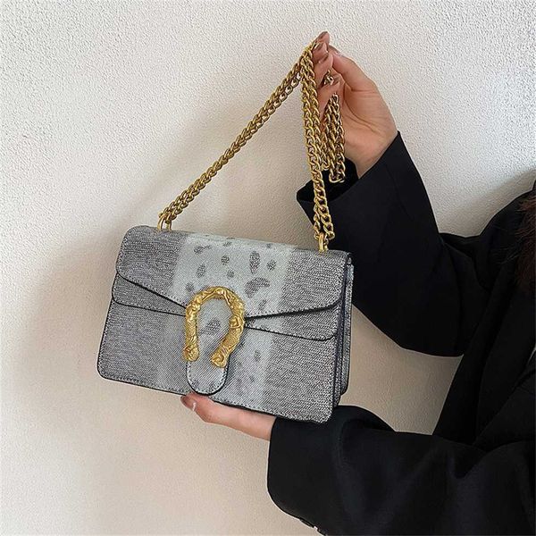 new crossbody chain one shoulder small square gradually change color dionysian women's bag 55% off clearance sale
new crossbody chain one shoulder small square gradually change color dionysian women's bag 55% off clearance sale