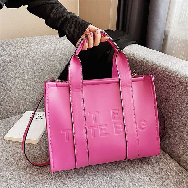 women 2023 autumn and winter new fashion letter indentation tote women's handheld crossbody bag 55% off clearance sale
women 2023 autumn and winter new fashion letter indentation tote women's handheld crossbody bag 55% off clearance sale