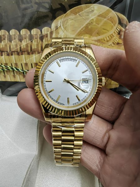 with original box high-quality luxury men watches automatic mechanics 41mm sapphire glass stainless steel mens double calendar watch 202365, Slivery;brown
with original box high-quality luxury men watches automatic mechanics 41mm sapphire glass stainless steel mens double calendar watch 202365, Slivery;brown