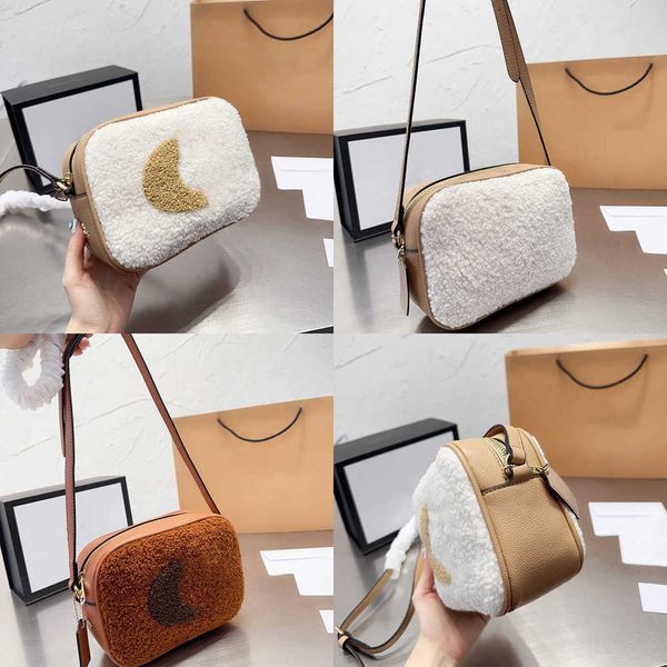 luxurys handbags womens designer bag fashion letters printing camera shoulder bags crossbody purses hang bag 221027
luxurys handbags womens designer bag fashion letters printing camera shoulder bags crossbody purses hang bag 221027