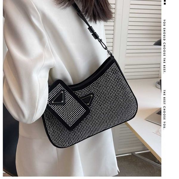 summer new fashion trend versatile korean single shoulder women's leisure solid small square crossbody bag 55% off clearance sale
summer new fashion trend versatile korean single shoulder women's leisure solid small square crossbody bag 55% off clearance sale