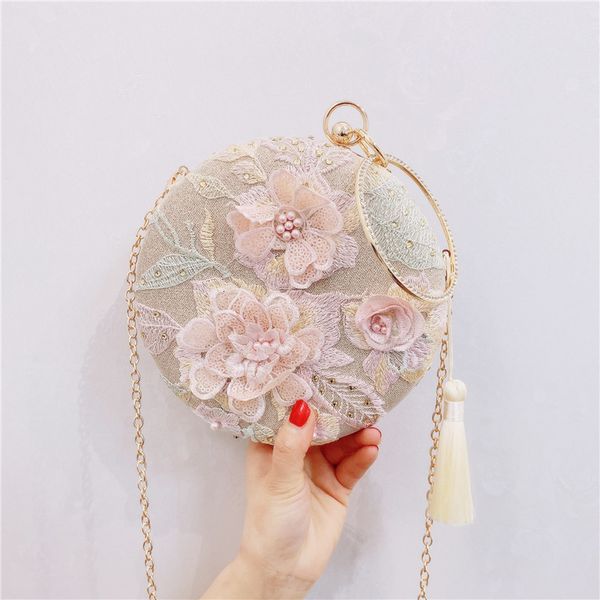 evening bags luxurious retro tassel cutch handmade embroidery flower round dinner purse day wedding handbags m1350 230106
evening bags luxurious retro tassel cutch handmade embroidery flower round dinner purse day wedding handbags m1350 230106