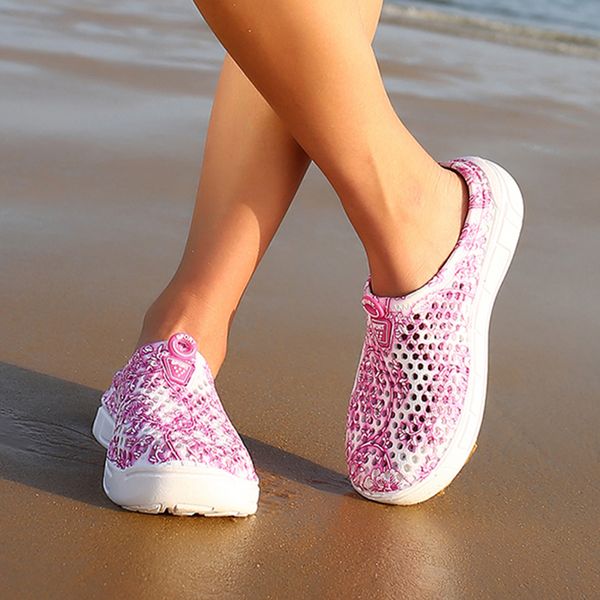 slipper's summer sandals for beach sport men's slip-on shoes female male crocks mules 230106, Black
slipper's summer sandals for beach sport men's slip-on shoes female male crocks mules 230106, Black