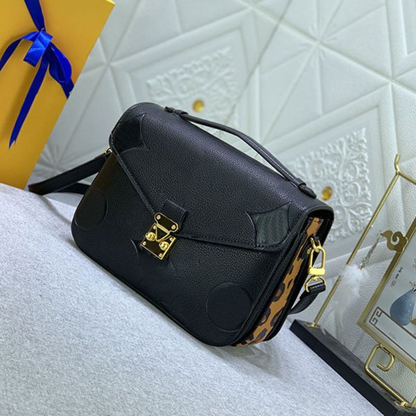 leopard cross body bags women handbags purse fashion printed letters shoulder bag removable shoulders strap mini totes
leopard cross body bags women handbags purse fashion printed letters shoulder bag removable shoulders strap mini totes