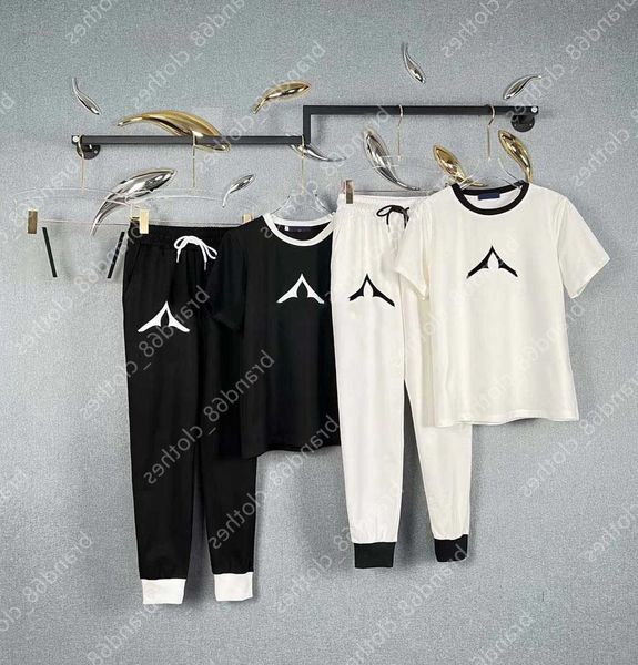 casual women tracksuit cotton designs short sleeve t shirts pants 2 piece set logo brand louisclothes fashion slim hd print pant womens clot, White
casual women tracksuit cotton designs short sleeve t shirts pants 2 piece set logo brand louisclothes fashion slim hd print pant womens clot, White