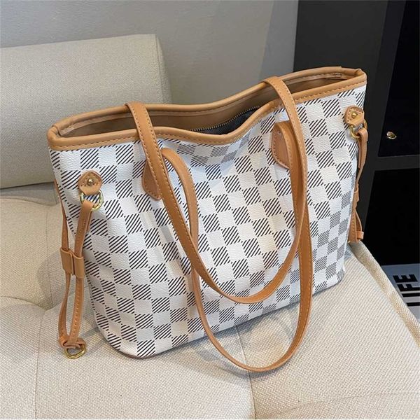 large capacity shopping 2023 autumn new lattice commuter tote bag simple atmosphere one shoulder portable 55% off clearance sale
large capacity shopping 2023 autumn new lattice commuter tote bag simple atmosphere one shoulder portable 55% off clearance sale