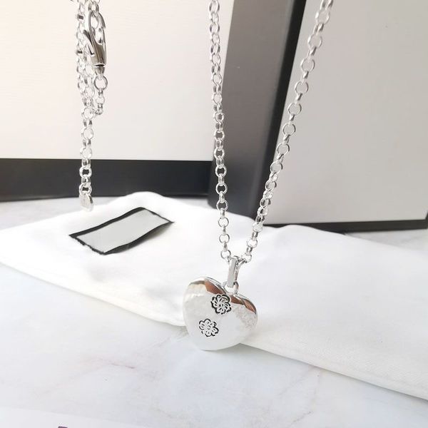 vintage charm necklace mens carved letter pattern pendants wedding party heart necklace personalized necklaces for women sweater chain silve, Silver
vintage charm necklace mens carved letter pattern pendants wedding party heart necklace personalized necklaces for women sweater chain silve, Silver