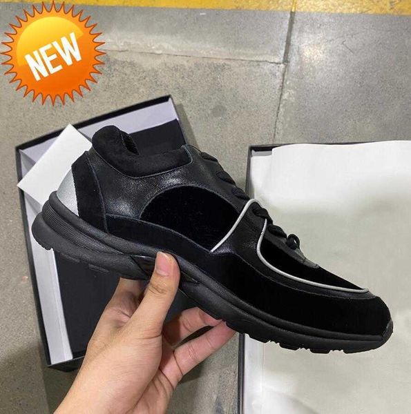 2023 casual shoes sneakers designer luxury fabric suede effect calfskin nylon reflective velvet mixed fiber fashion men women with box, Black
2023 casual shoes sneakers designer luxury fabric suede effect calfskin nylon reflective velvet mixed fiber fashion men women with box, Black