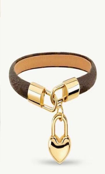 designer charm bracelet classic plaid leather rope gold and silver buckle bead bracelet fashion simple men ladies cou9894126, Golden;silver
designer charm bracelet classic plaid leather rope gold and silver buckle bead bracelet fashion simple men ladies cou9894126, Golden;silver
