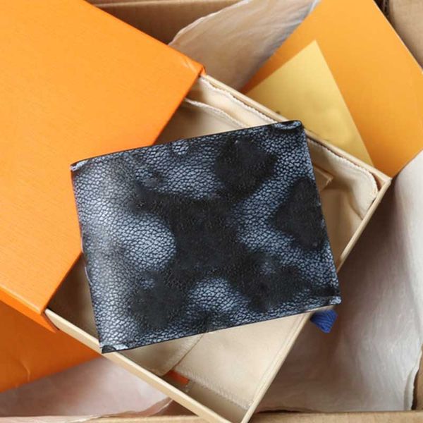 2023 new men designer wallet vintage purse genuine leather credit card holder fashion cardholder man wallets with orange box m81774, Red;black
2023 new men designer wallet vintage purse genuine leather credit card holder fashion cardholder man wallets with orange box m81774, Red;black